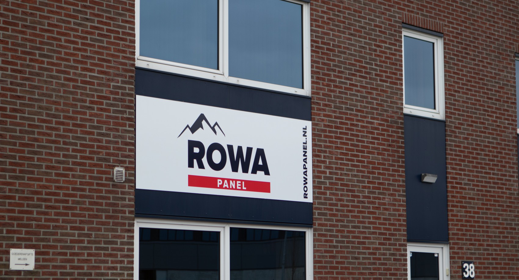 ROWA Panel is producent van EPS- en steenwolpanelen